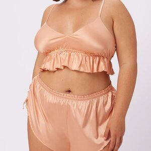 Parade Luxe Tie-Back Flutter Crop & Radiant Glow Flutter Short Rose Pearl